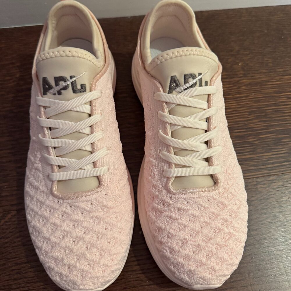 APL Light Pink Techloom Size 9